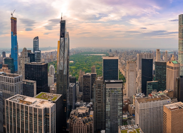 To launch your own business, the mainland is a highly popular location. It is the perfect place to start a company or business because of the facilities and company/business opportunities.
